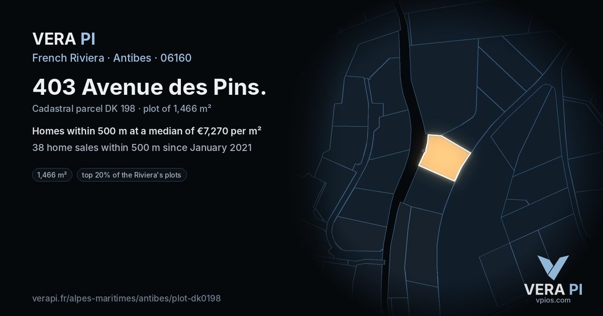 403 Avenue des Pins, Antibes at night – the plot lit, the parcels around coloured by the prices near them