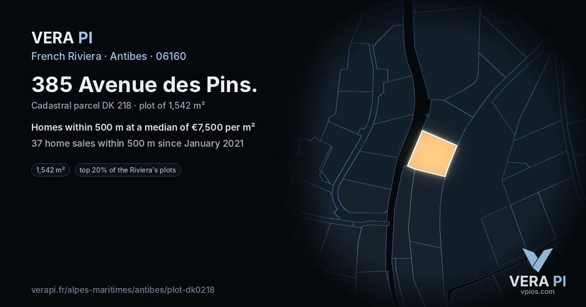 385 Avenue des Pins, Antibes at night – the plot lit, the parcels around coloured by the prices near them
