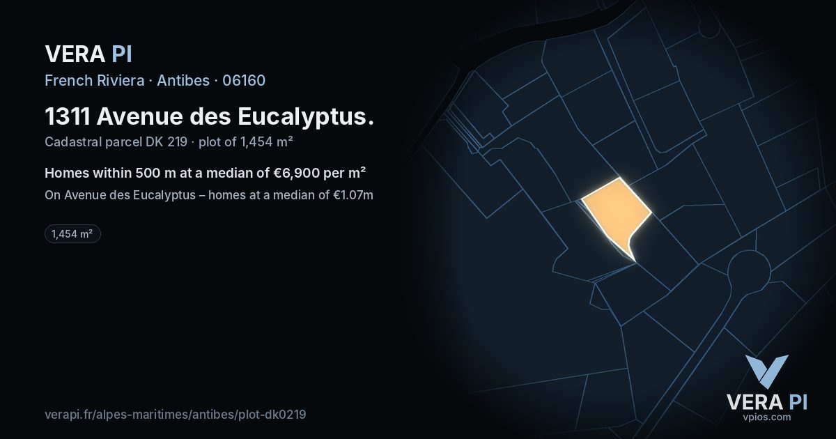 1311 Avenue des Eucalyptus, Antibes at night – the plot lit, the parcels around coloured by the prices near them