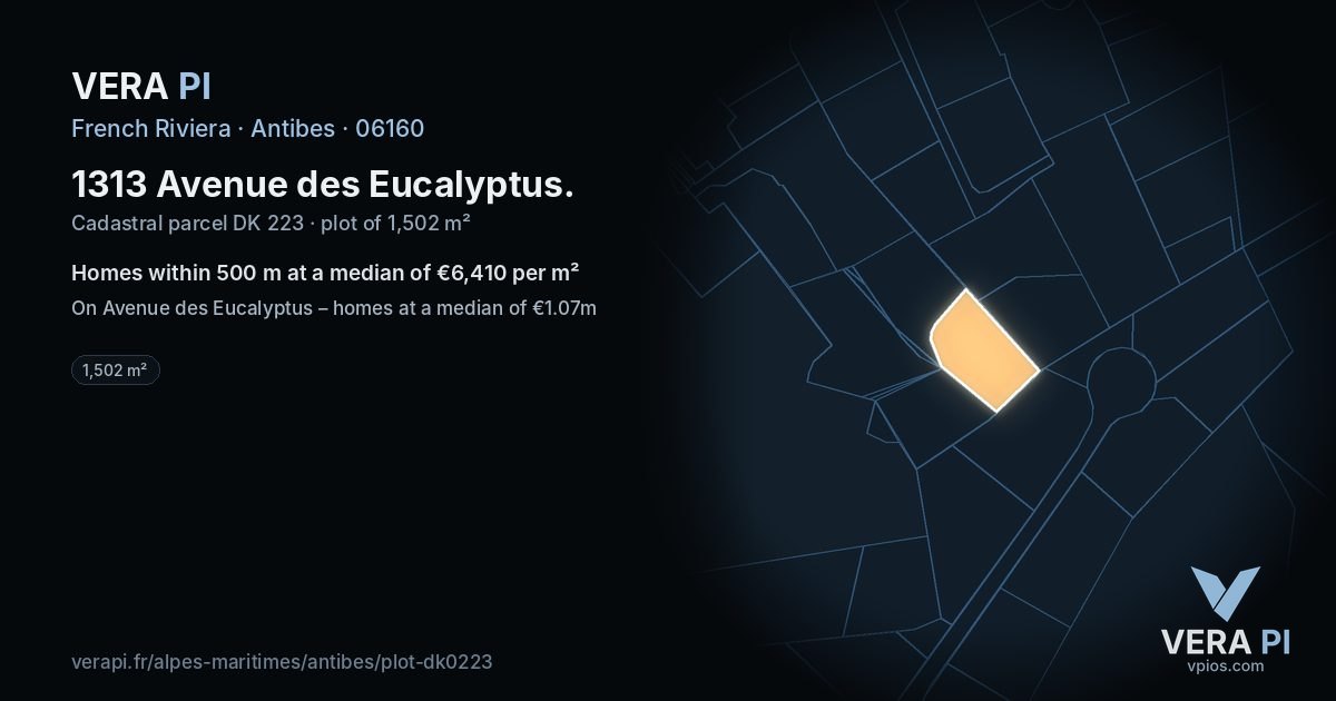 1313 Avenue des Eucalyptus, Antibes at night – the plot lit, the parcels around coloured by the prices near them