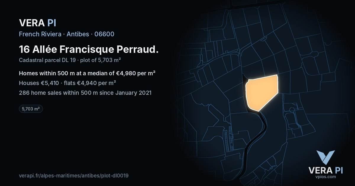 16 Allée Francisque Perraud, Antibes at night – the plot lit, the parcels around coloured by the prices near them