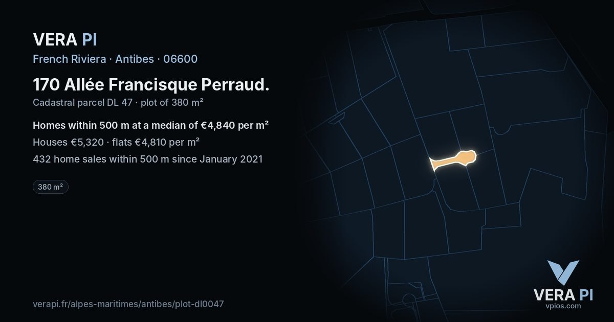 170 Allée Francisque Perraud, Antibes at night – the plot lit, the parcels around coloured by the prices near them