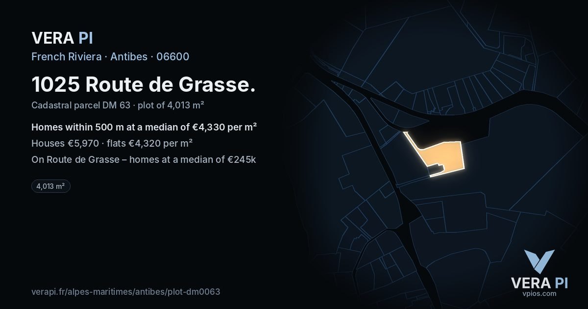 1025 Route de Grasse, Antibes at night – the plot lit, the parcels around coloured by the prices near them