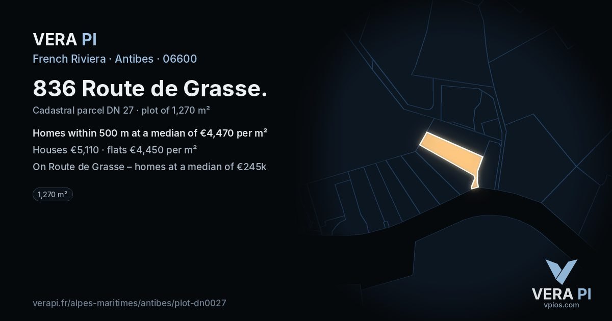 836 Route de Grasse, Antibes at night – the plot lit, the parcels around coloured by the prices near them