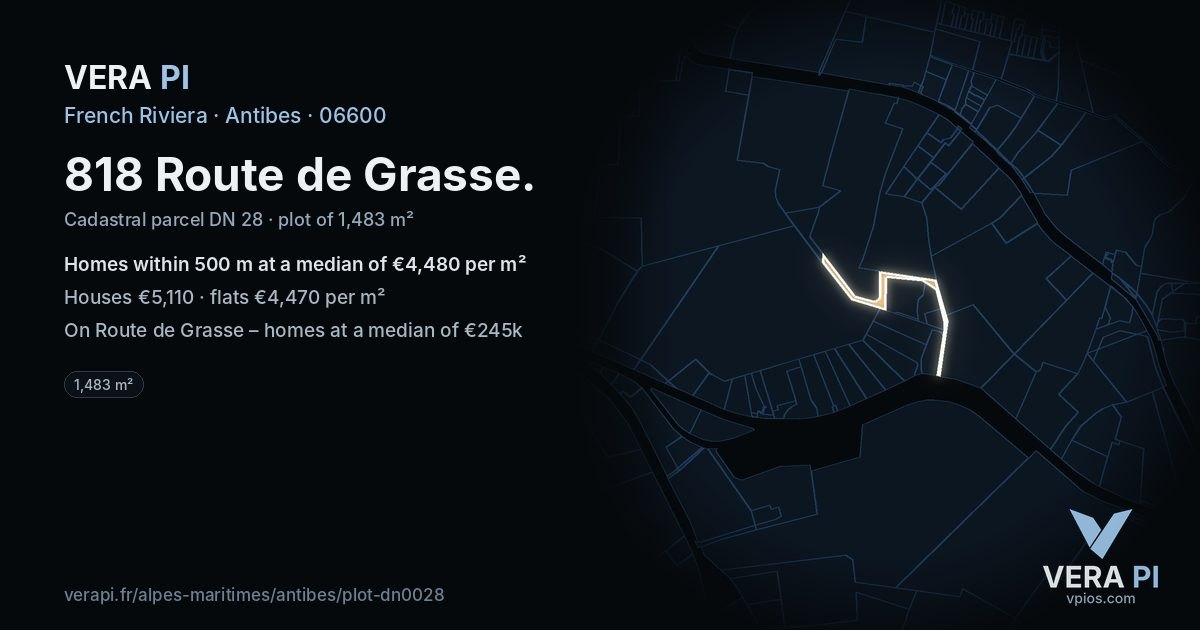 818 Route de Grasse, Antibes at night – the plot lit, the parcels around coloured by the prices near them