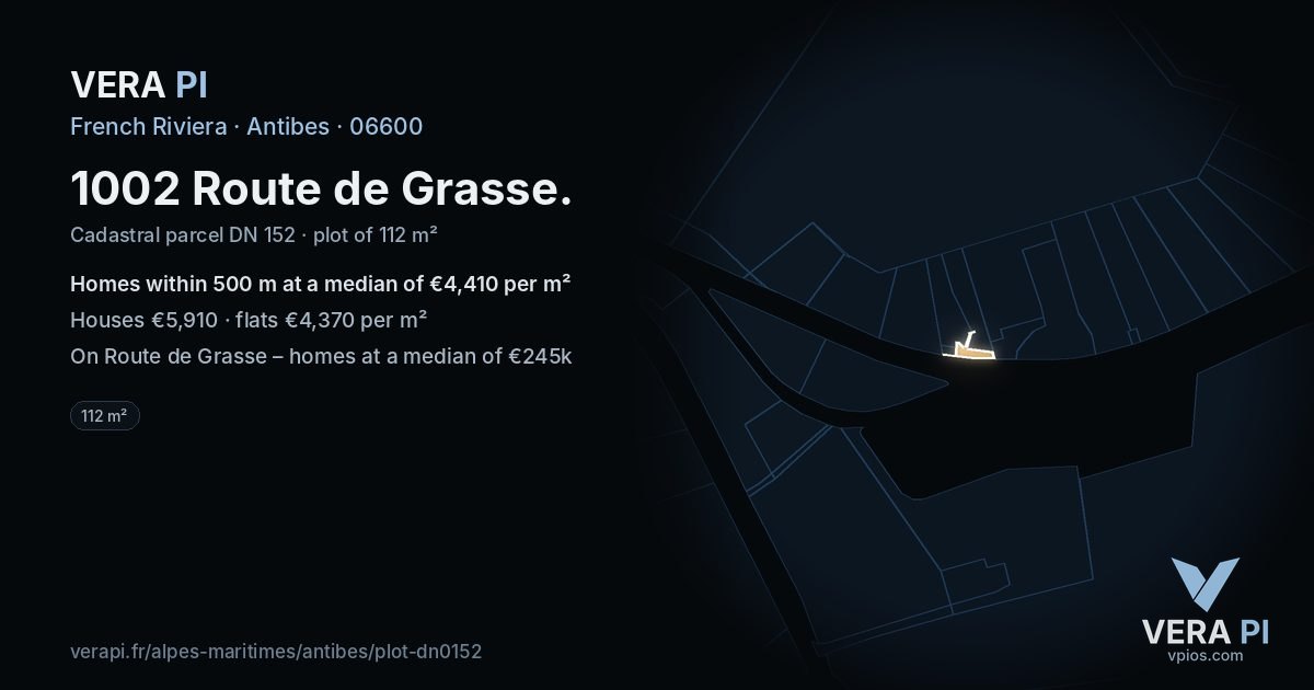1002 Route de Grasse, Antibes at night – the plot lit, the parcels around coloured by the prices near them