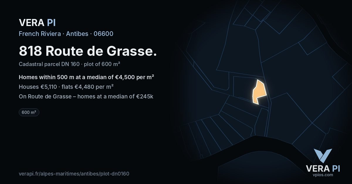 818 Route de Grasse, Antibes at night – the plot lit, the parcels around coloured by the prices near them