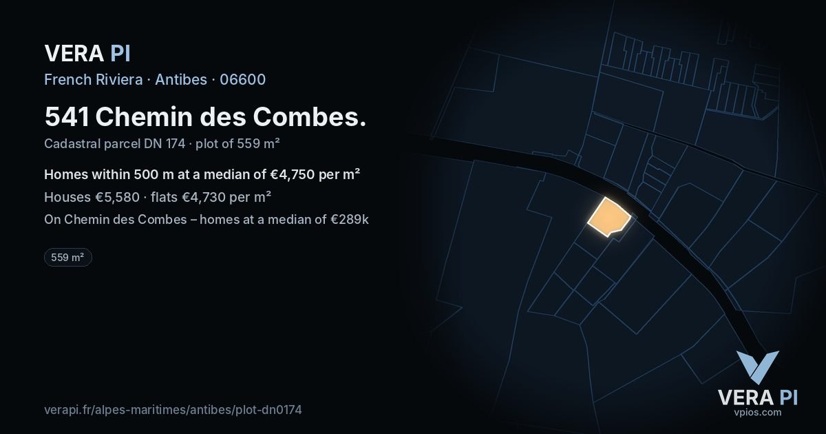 541 Chemin des Combes, Antibes at night – the plot lit, the parcels around coloured by the prices near them