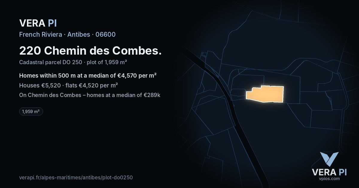220 Chemin des Combes, Antibes at night – the plot lit, the parcels around coloured by the prices near them