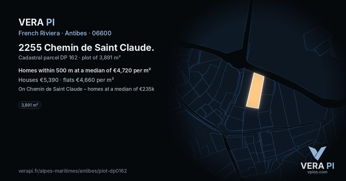 2255 Chemin de Saint Claude, Antibes at night – the plot lit, the parcels around coloured by the prices near them