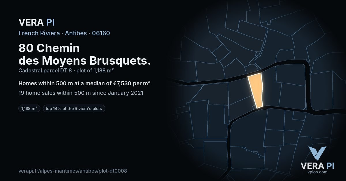 80 Chemin des Moyens Brusquets, Antibes at night – the plot lit, the parcels around coloured by the prices near them