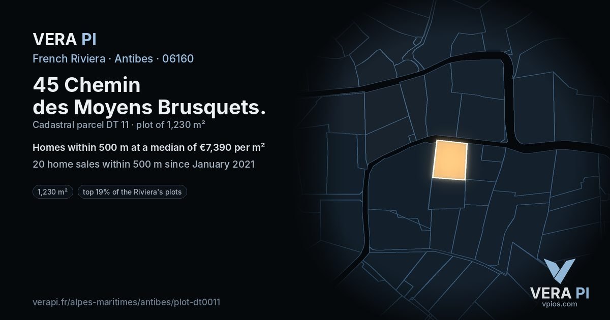 45 Chemin des Moyens Brusquets, Antibes at night – the plot lit, the parcels around coloured by the prices near them