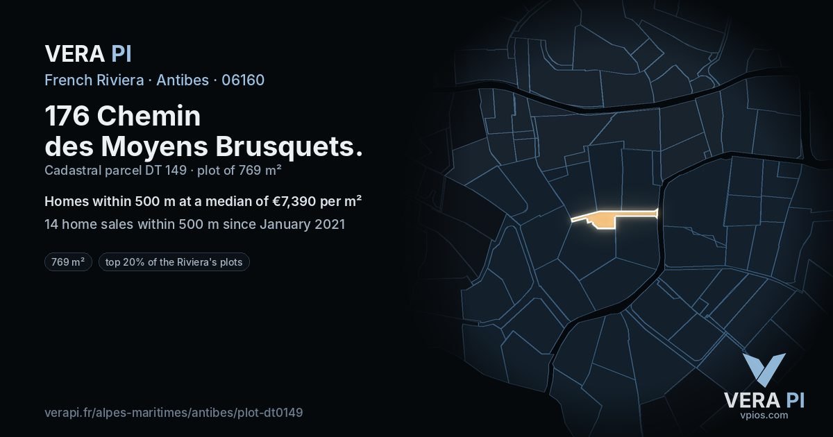 176 Chemin des Moyens Brusquets, Antibes at night – the plot lit, the parcels around coloured by the prices near them