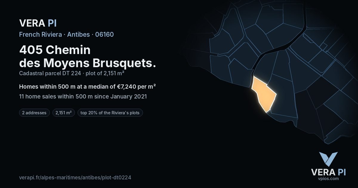 405 Chemin des Moyens Brusquets, Antibes at night – the plot lit, the parcels around coloured by the prices near them