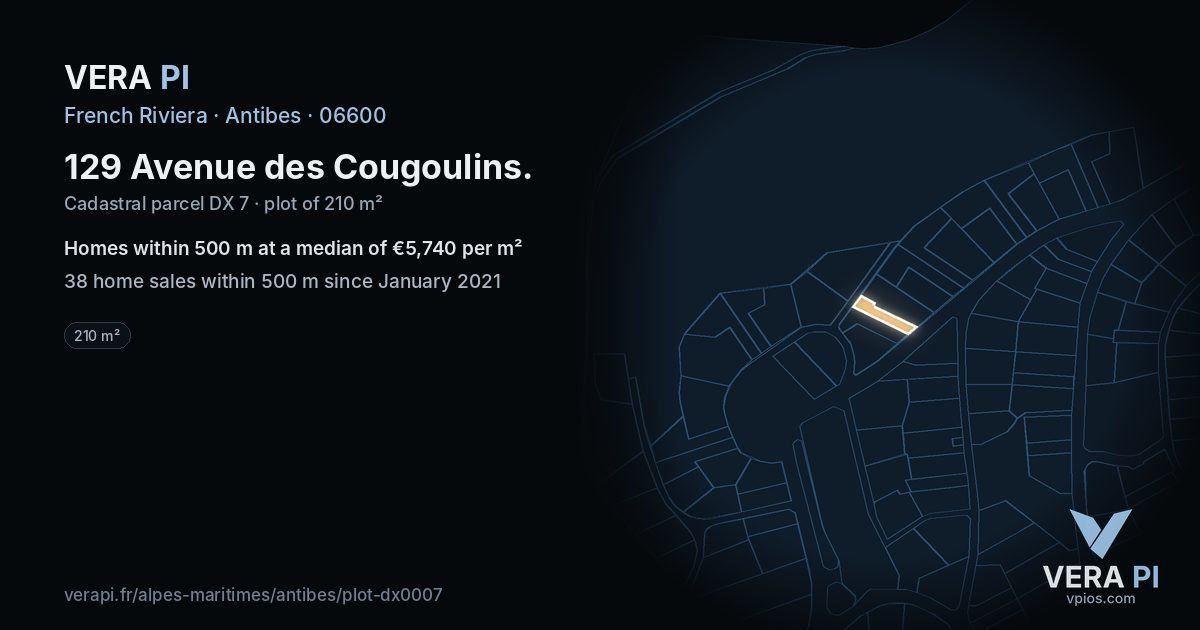 129 Avenue des Cougoulins, Antibes at night – the plot lit, the parcels around coloured by the prices near them