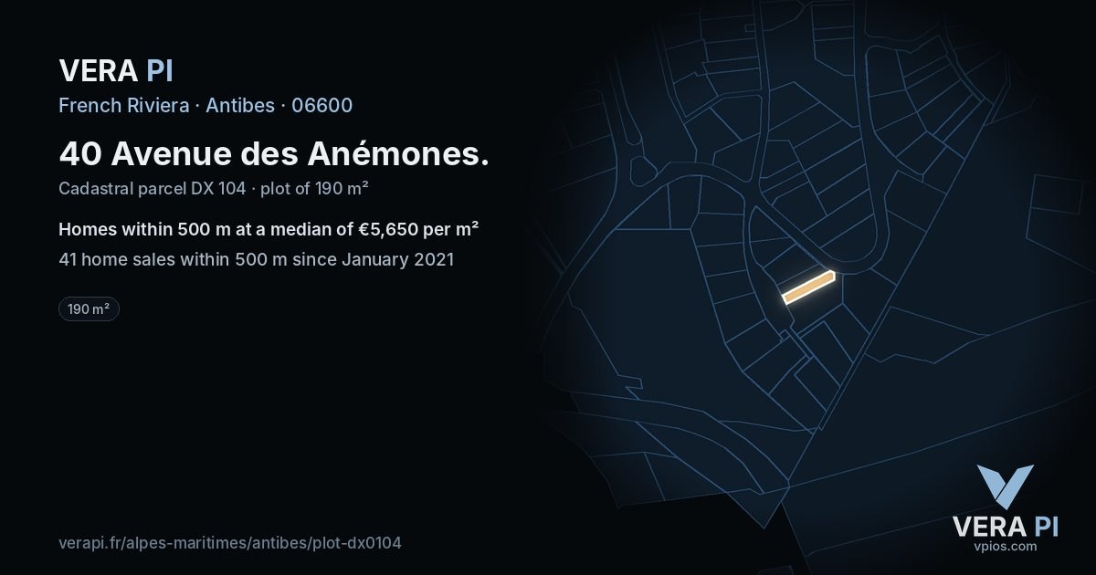 40 Avenue des Anémones, Antibes at night – the plot lit, the parcels around coloured by the prices near them