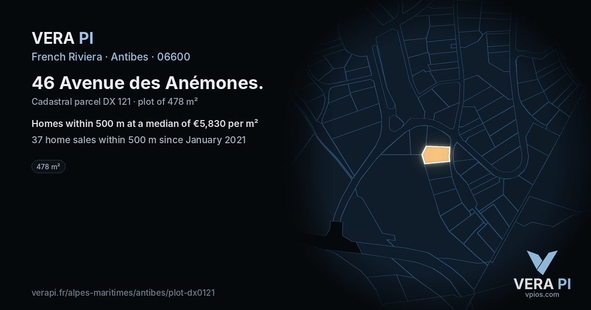 46 Avenue des Anémones, Antibes at night – the plot lit, the parcels around coloured by the prices near them