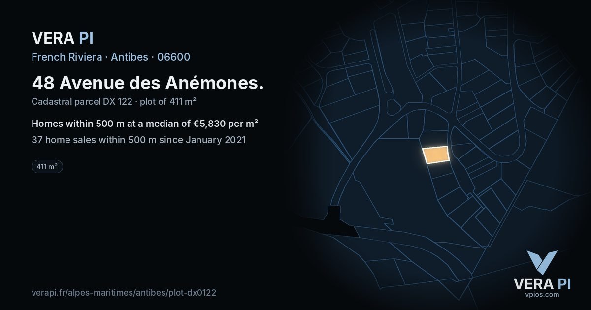 48 Avenue des Anémones, Antibes at night – the plot lit, the parcels around coloured by the prices near them