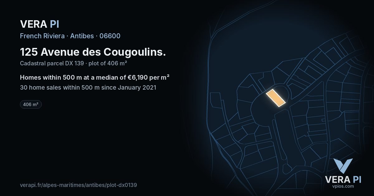 125 Avenue des Cougoulins, Antibes at night – the plot lit, the parcels around coloured by the prices near them