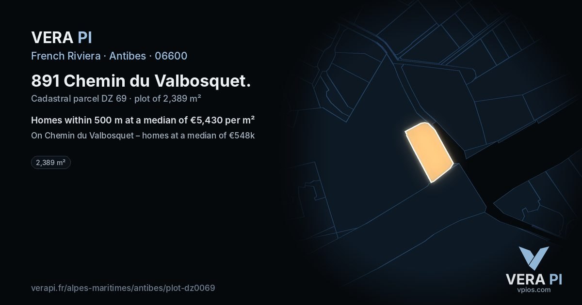 891 Chemin du Valbosquet, Antibes at night – the plot lit, the parcels around coloured by the prices near them