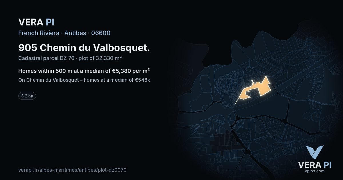 905 Chemin du Valbosquet, Antibes at night – the plot lit, the parcels around coloured by the prices near them