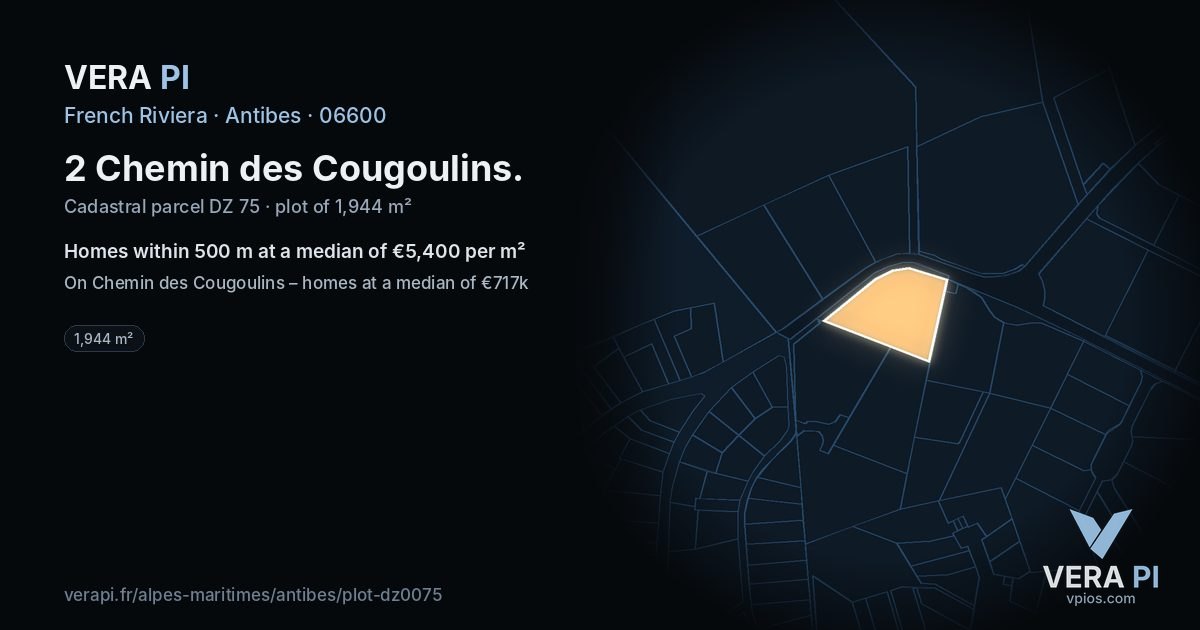 2 Chemin des Cougoulins, Antibes at night – the plot lit, the parcels around coloured by the prices near them
