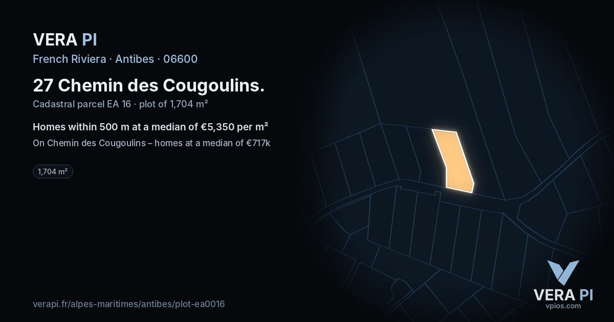 27 Chemin des Cougoulins, Antibes at night – the plot lit, the parcels around coloured by the prices near them