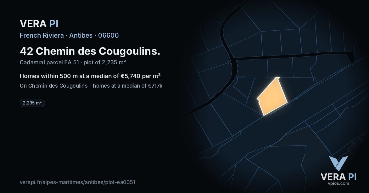 42 Chemin des Cougoulins, Antibes at night – the plot lit, the parcels around coloured by the prices near them