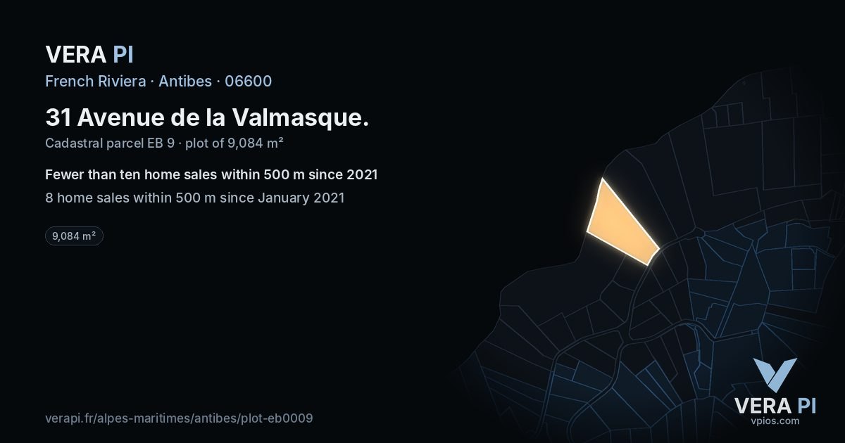 31 Avenue de la Valmasque, Antibes at night – the plot lit, the parcels around coloured by the prices near them
