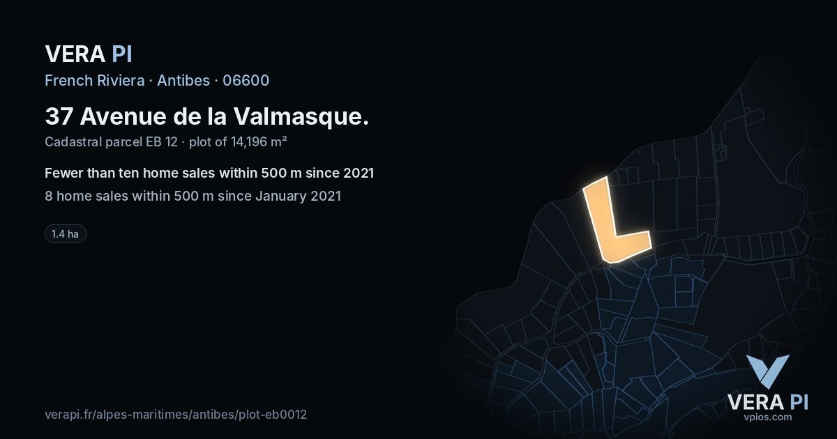 37 Avenue de la Valmasque, Antibes at night – the plot lit, the parcels around coloured by the prices near them