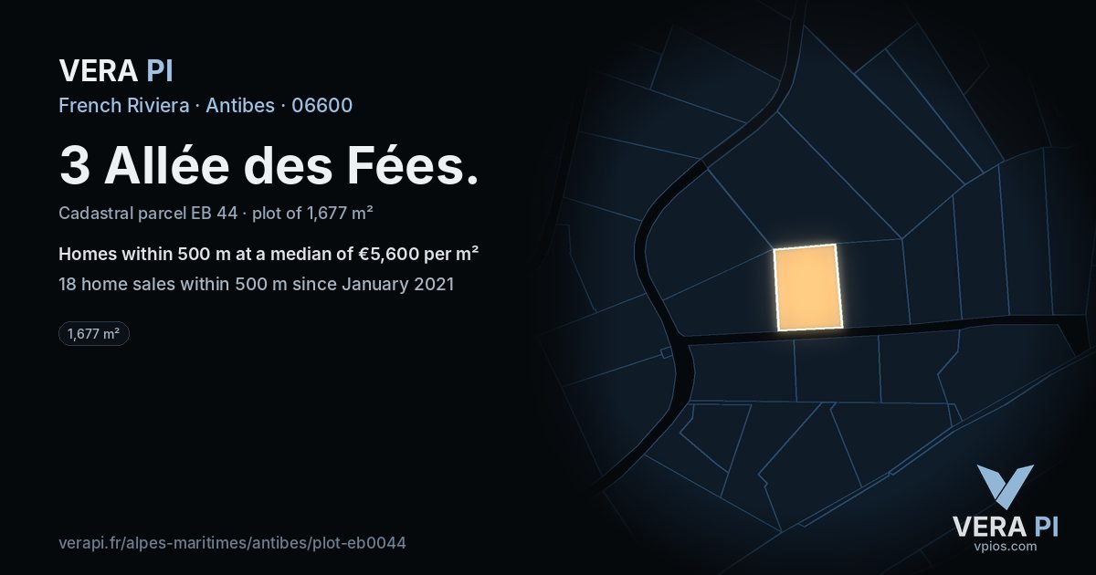 3 Allée des Fées, Antibes at night – the plot lit, the parcels around coloured by the prices near them