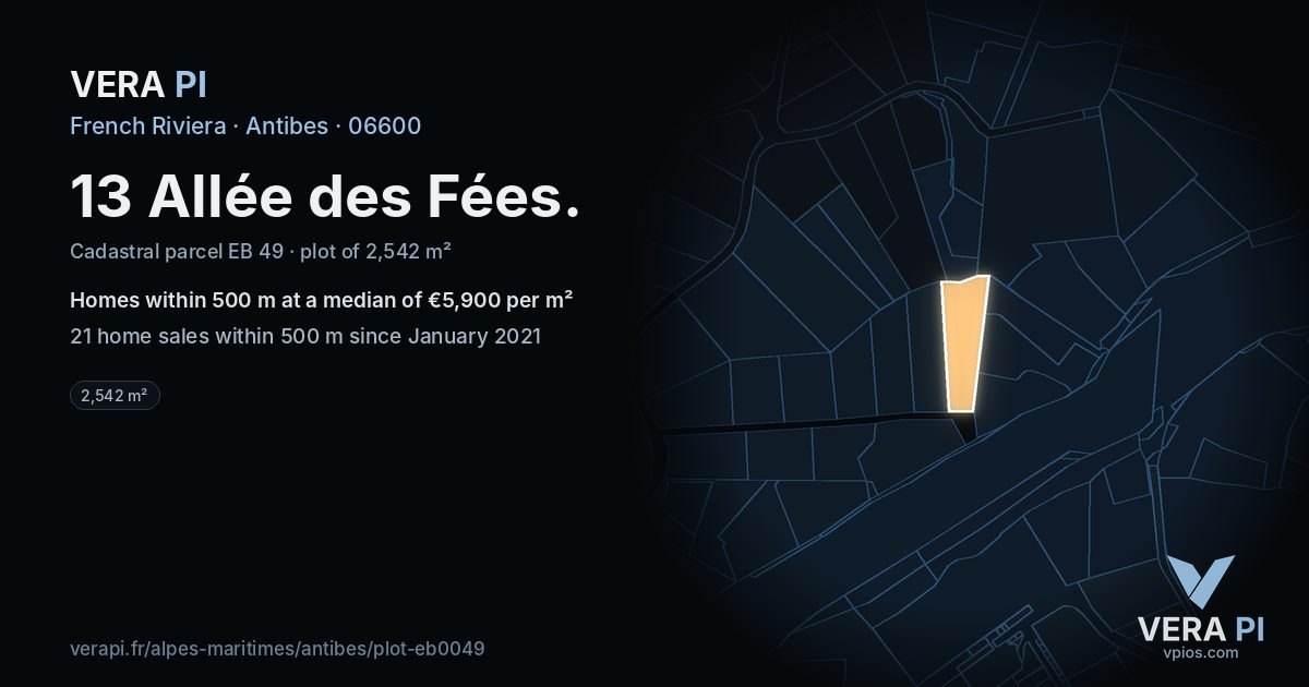 13 Allée des Fées, Antibes at night – the plot lit, the parcels around coloured by the prices near them