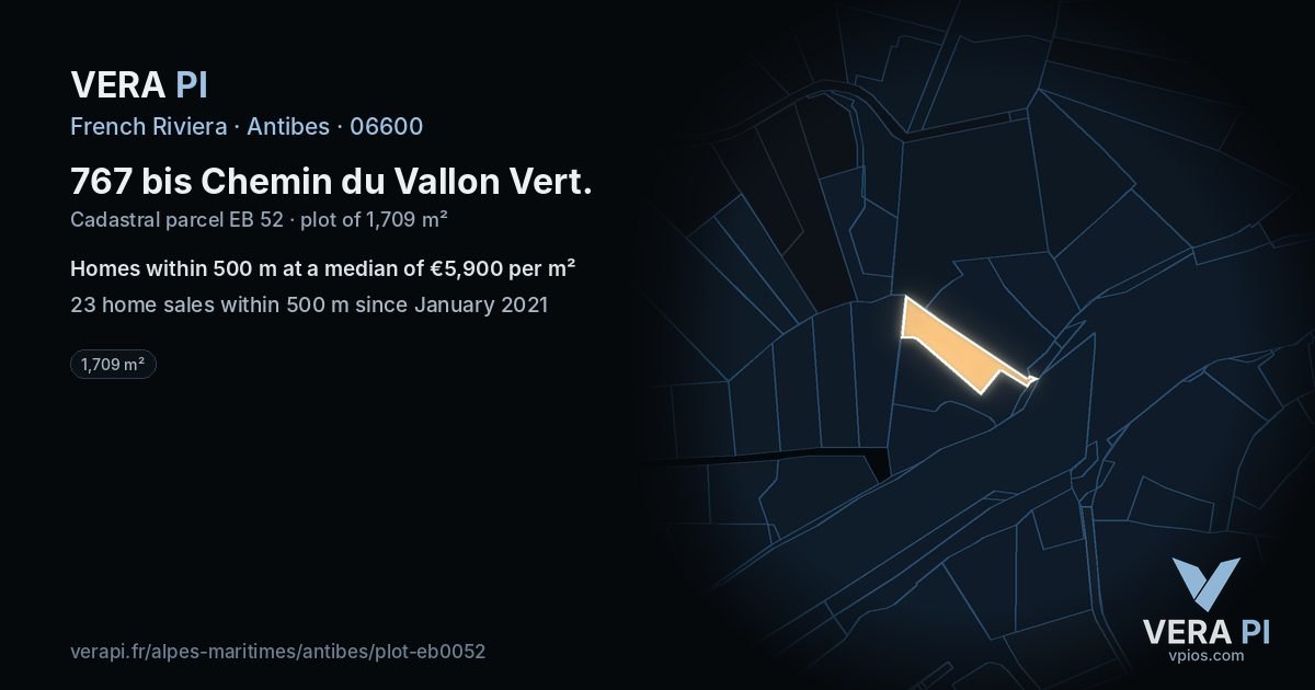 767 bis Chemin du Vallon Vert, Antibes at night – the plot lit, the parcels around coloured by the prices near them