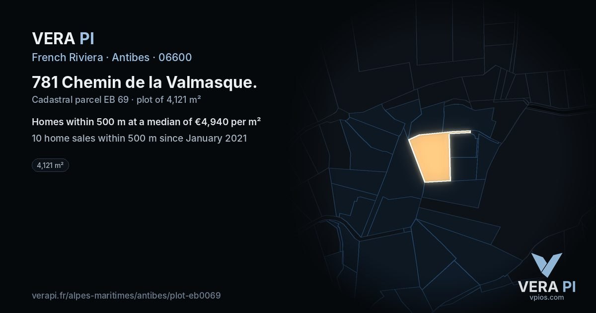 781 Chemin de la Valmasque, Antibes at night – the plot lit, the parcels around coloured by the prices near them