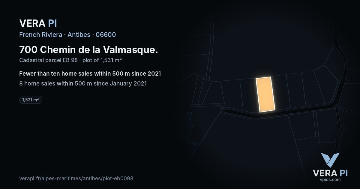 700 Chemin de la Valmasque, Antibes at night – the plot lit, the parcels around coloured by the prices near them