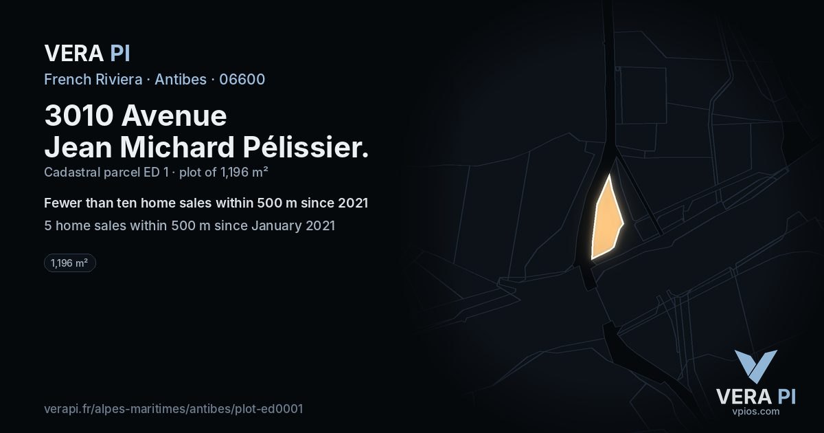 3010 Avenue Jean Michard Pélissier, Antibes at night – the plot lit, the parcels around coloured by the prices near them