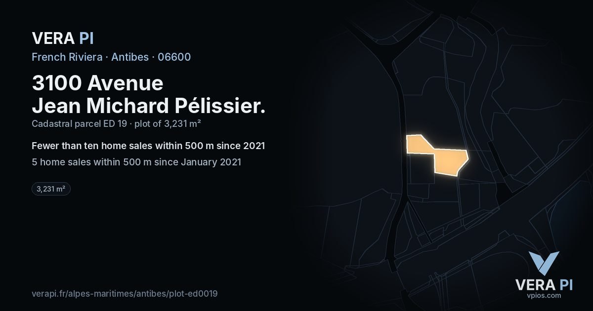 3100 Avenue Jean Michard Pélissier, Antibes at night – the plot lit, the parcels around coloured by the prices near them