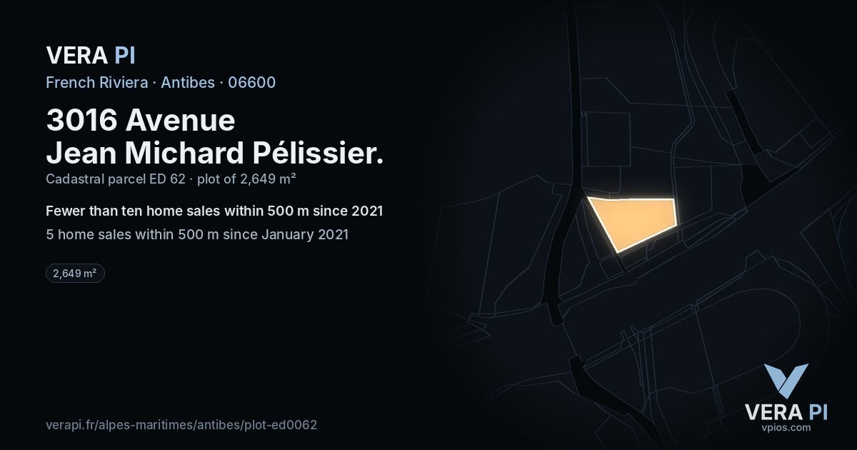 3016 Avenue Jean Michard Pélissier, Antibes at night – the plot lit, the parcels around coloured by the prices near them
