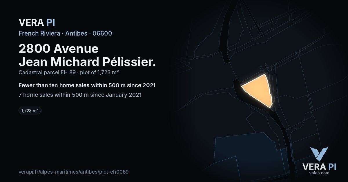 2800 Avenue Jean Michard Pélissier, Antibes at night – the plot lit, the parcels around coloured by the prices near them
