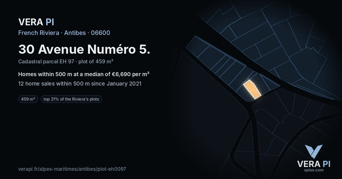 30 Avenue Numéro 5, Antibes at night – the plot lit, the parcels around coloured by the prices near them