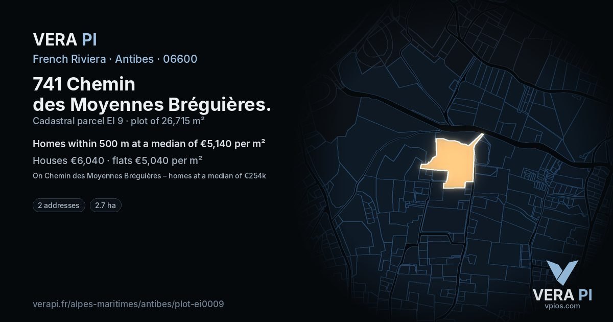 741 Chemin des Moyennes Bréguières, Antibes at night – the plot lit, the parcels around coloured by the prices near them