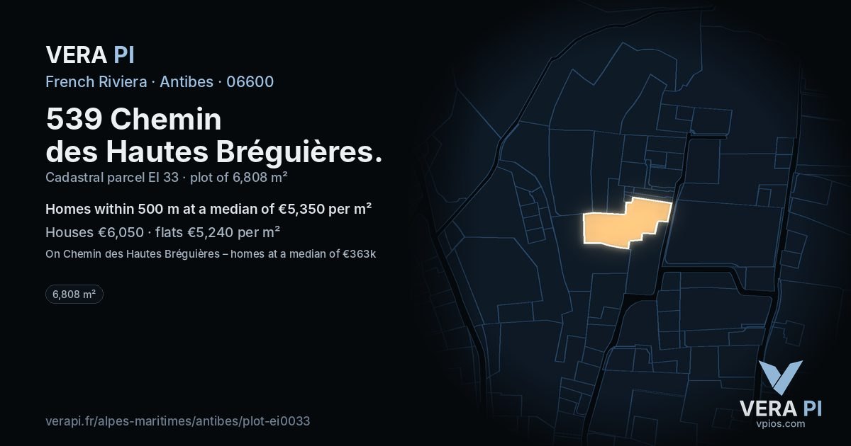 539 Chemin des Hautes Bréguières, Antibes at night – the plot lit, the parcels around coloured by the prices near them