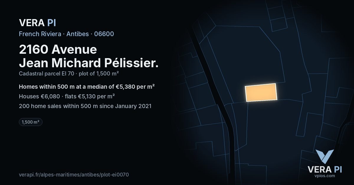 2160 Avenue Jean Michard Pélissier, Antibes at night – the plot lit, the parcels around coloured by the prices near them