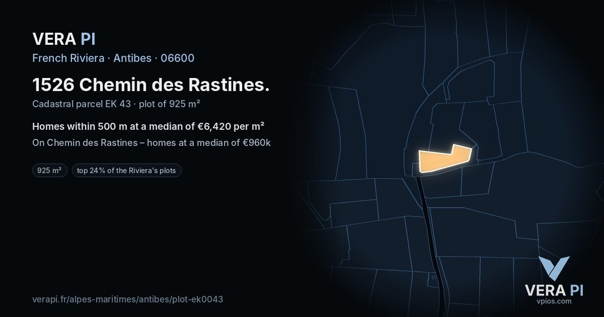 1526 Chemin des Rastines, Antibes at night – the plot lit, the parcels around coloured by the prices near them