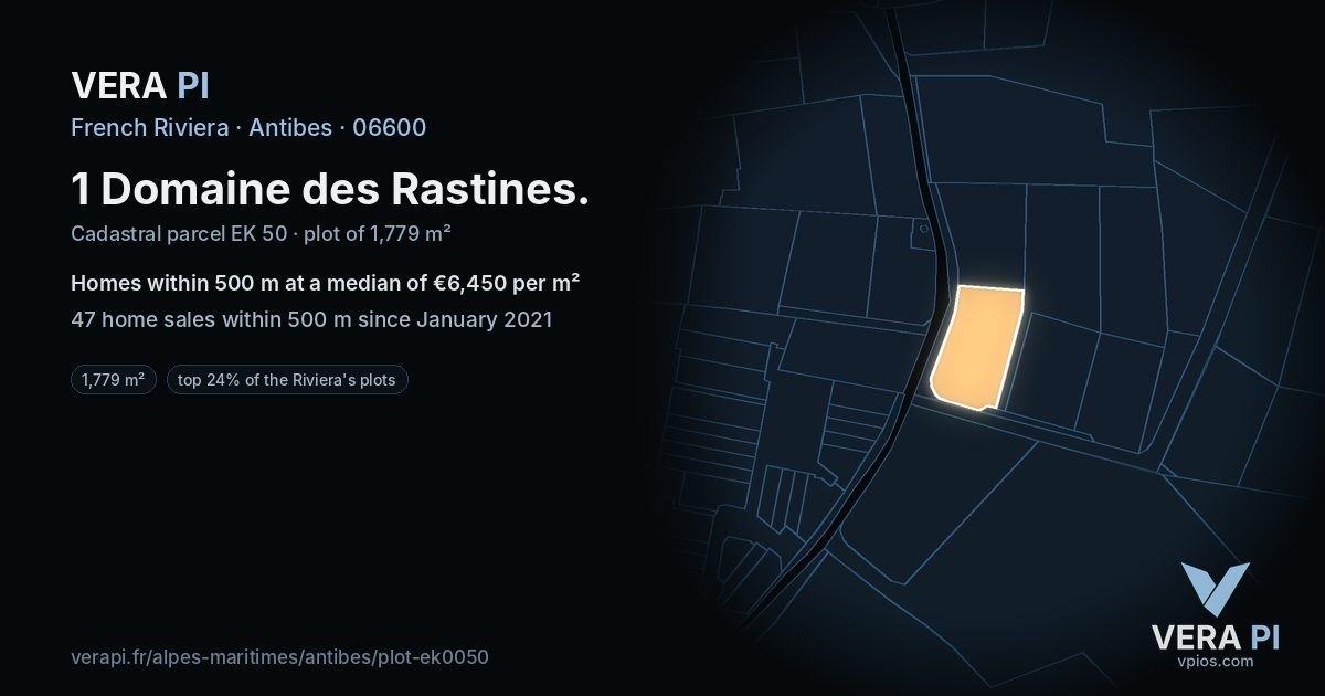 1 Domaine des Rastines, Antibes at night – the plot lit, the parcels around coloured by the prices near them