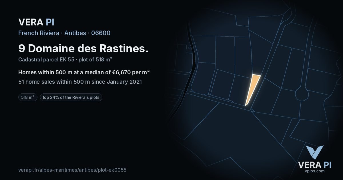 9 Domaine des Rastines, Antibes at night – the plot lit, the parcels around coloured by the prices near them