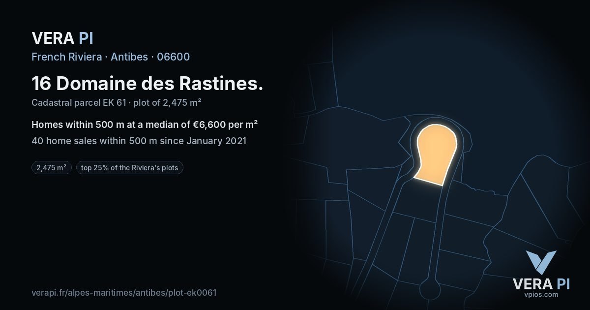 16 Domaine des Rastines, Antibes at night – the plot lit, the parcels around coloured by the prices near them
