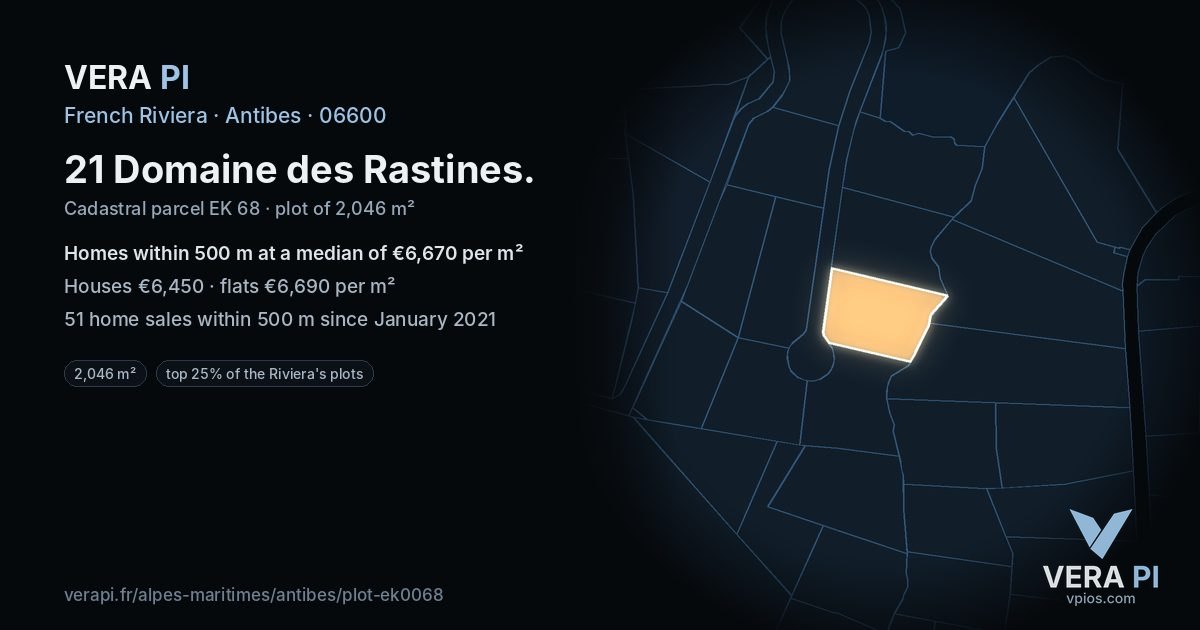 21 Domaine des Rastines, Antibes at night – the plot lit, the parcels around coloured by the prices near them