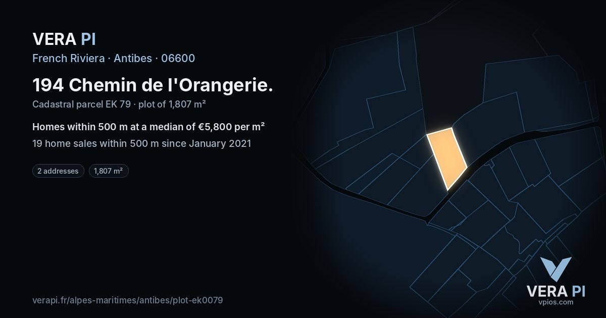 194 Chemin de l'Orangerie, Antibes at night – the plot lit, the parcels around coloured by the prices near them
