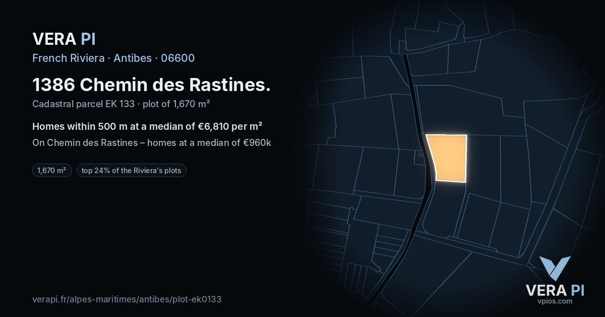 1386 Chemin des Rastines, Antibes at night – the plot lit, the parcels around coloured by the prices near them